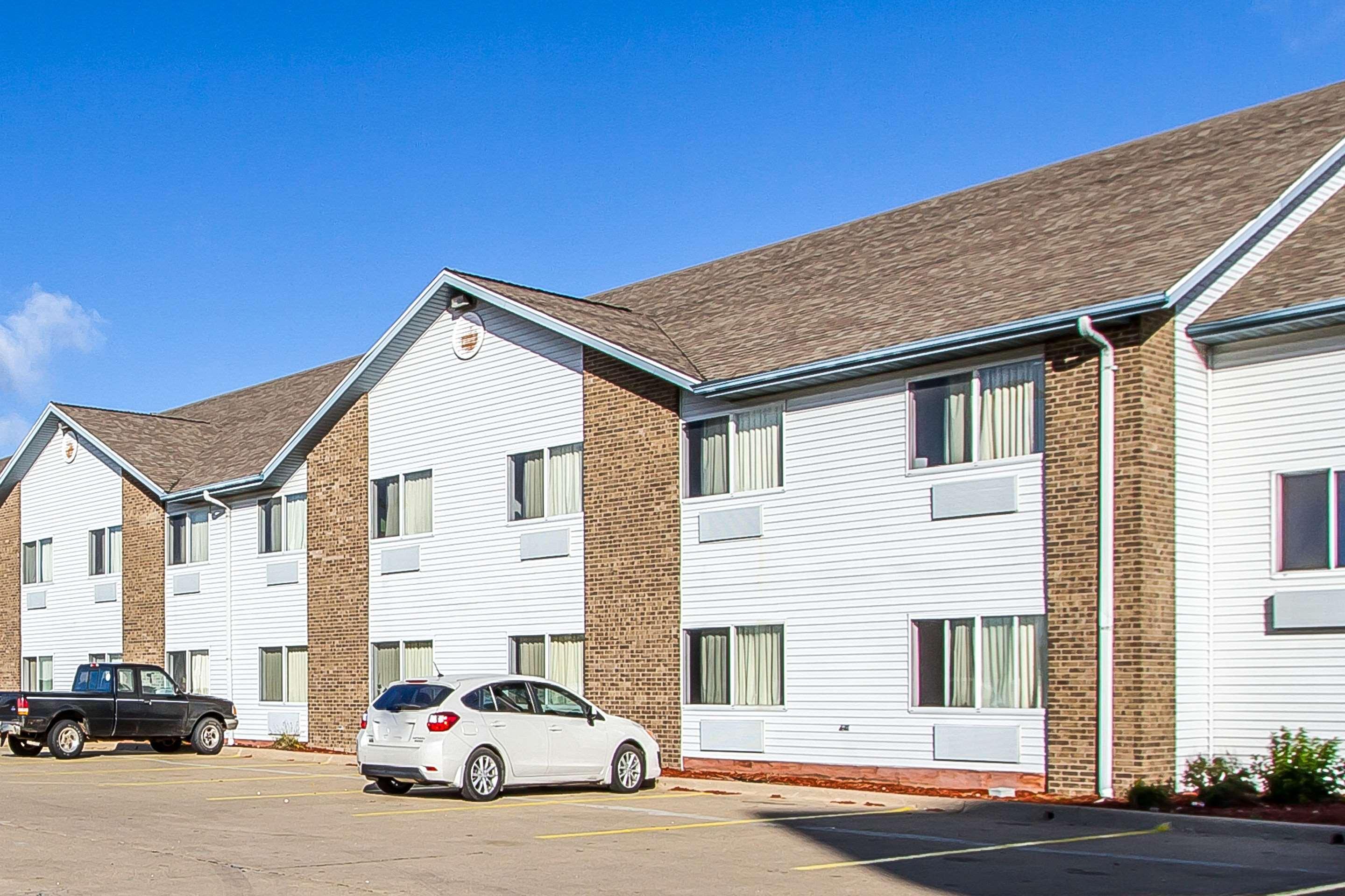 Econo Lodge & Suites Pekin Kültér fotó