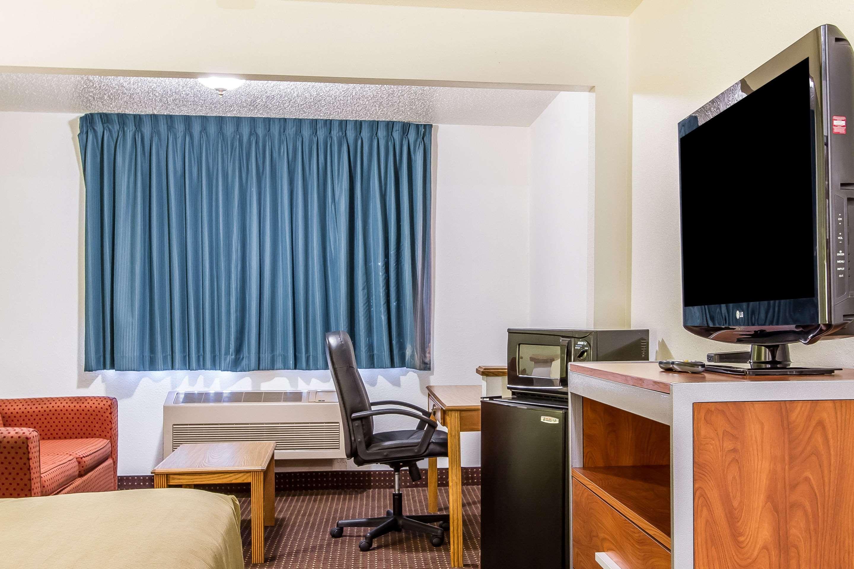 Econo Lodge & Suites Pekin Kültér fotó
