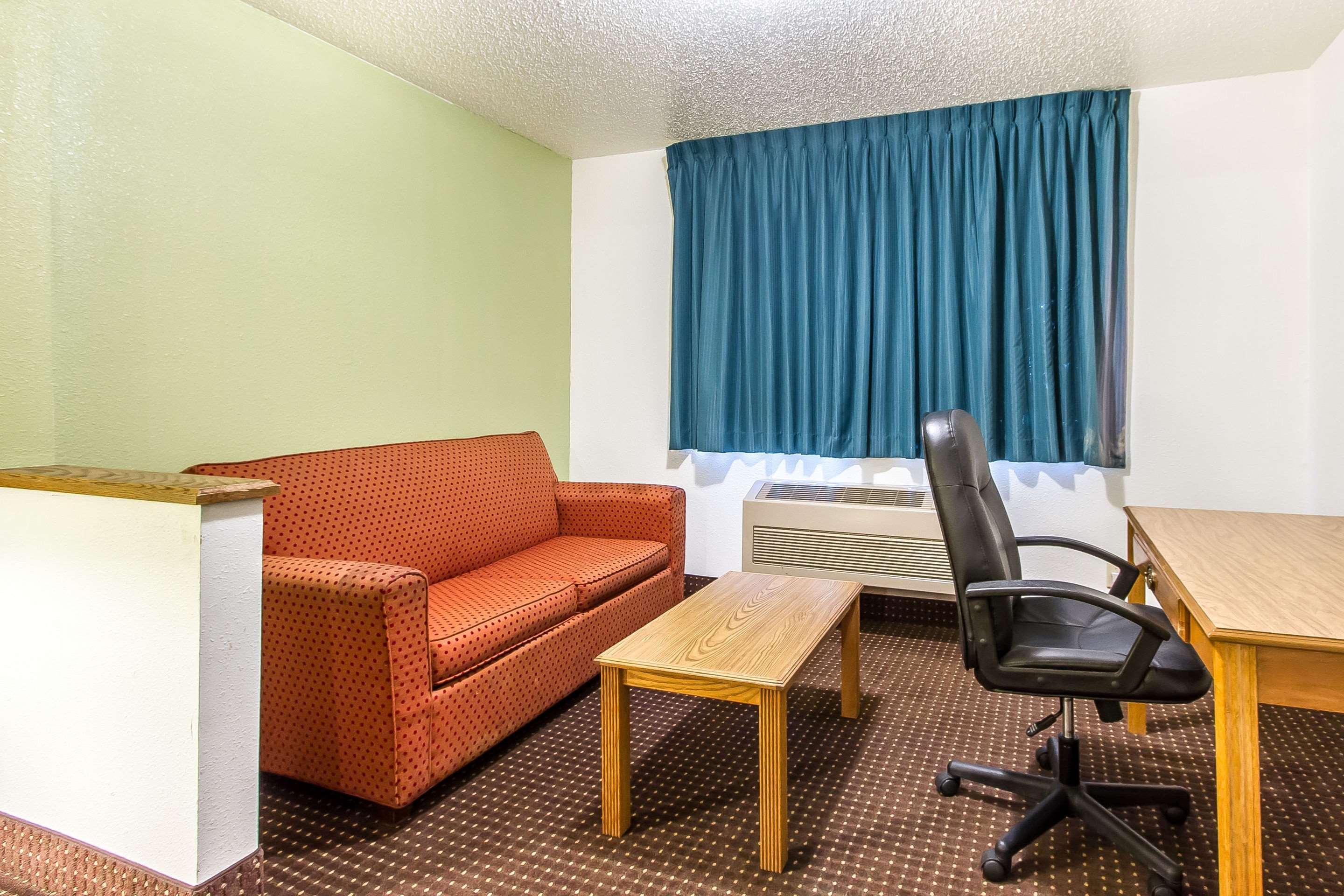 Econo Lodge & Suites Pekin Kültér fotó