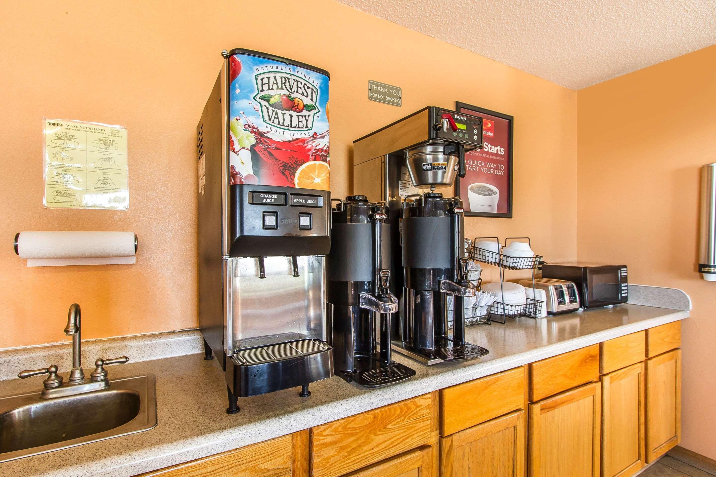 Econo Lodge & Suites Pekin Kültér fotó