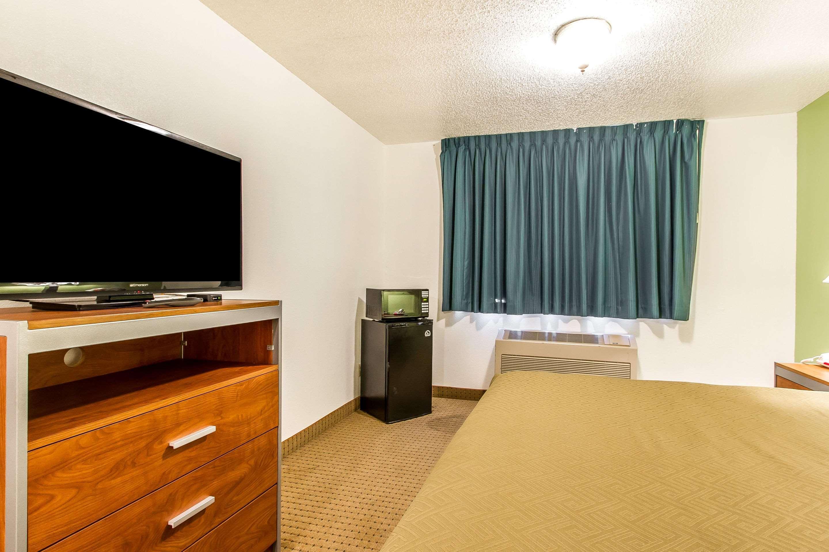 Econo Lodge & Suites Pekin Kültér fotó