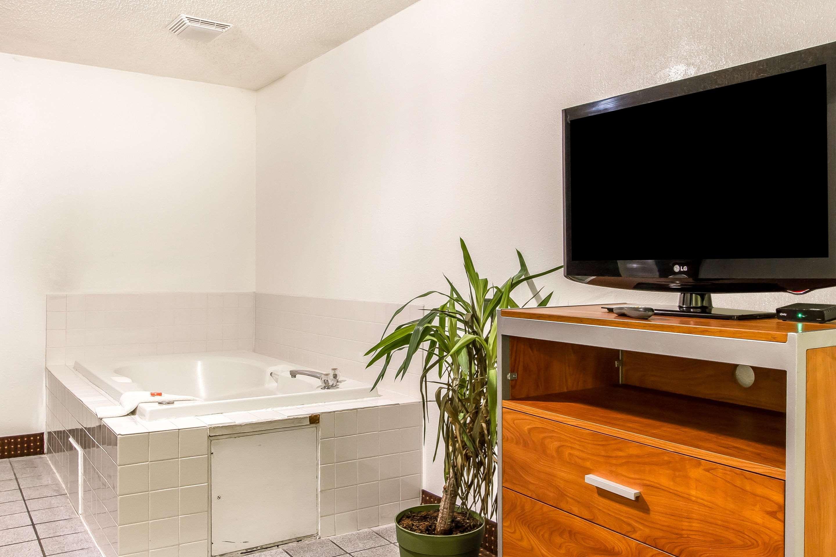 Econo Lodge & Suites Pekin Kültér fotó